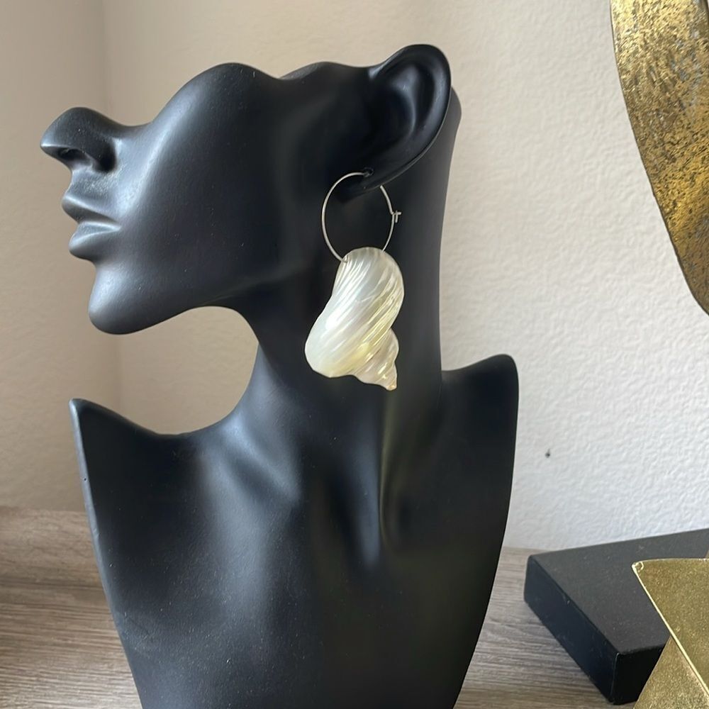 Seashell hoop earrings N269 - Picture 2 of 4